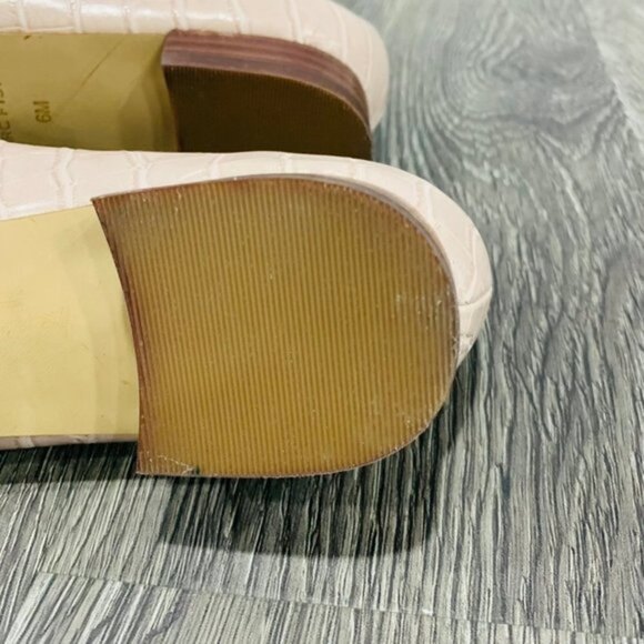 MARC FISHER | NWOB Feud Loafer In Pink Croco Leather Size 6 - Picture 7 of 7